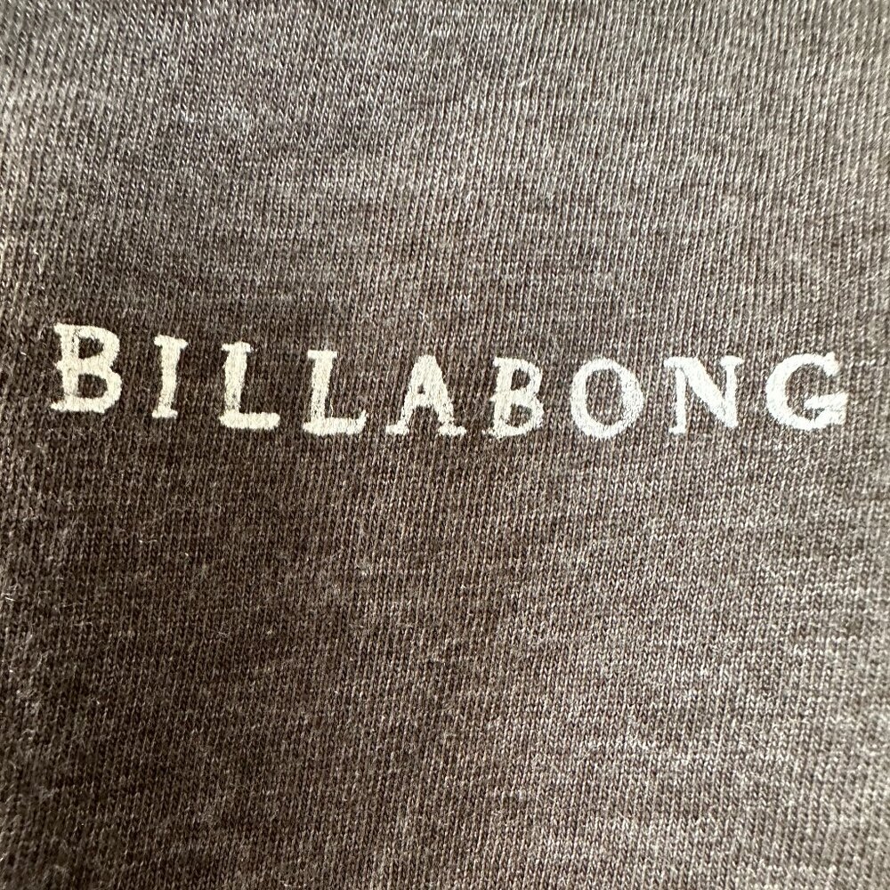 NWT Billabong Tee Shirt Dark Gray Boys Size Large (6L) 50% cotton/50% Polyester